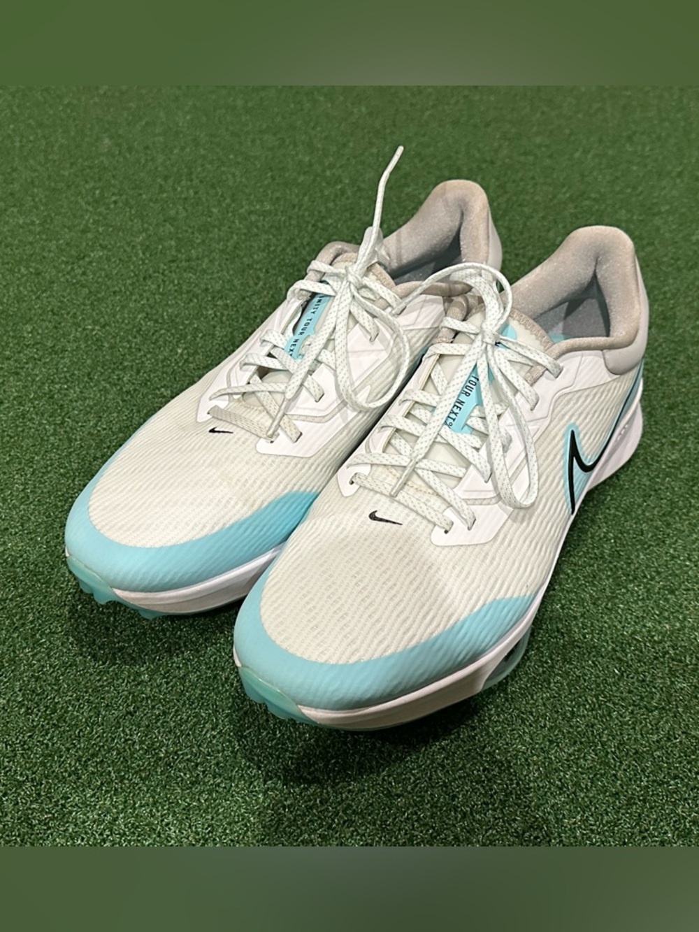Nike Air Zoom Infinity Tour NXT% Spikeless Golf Shoes
